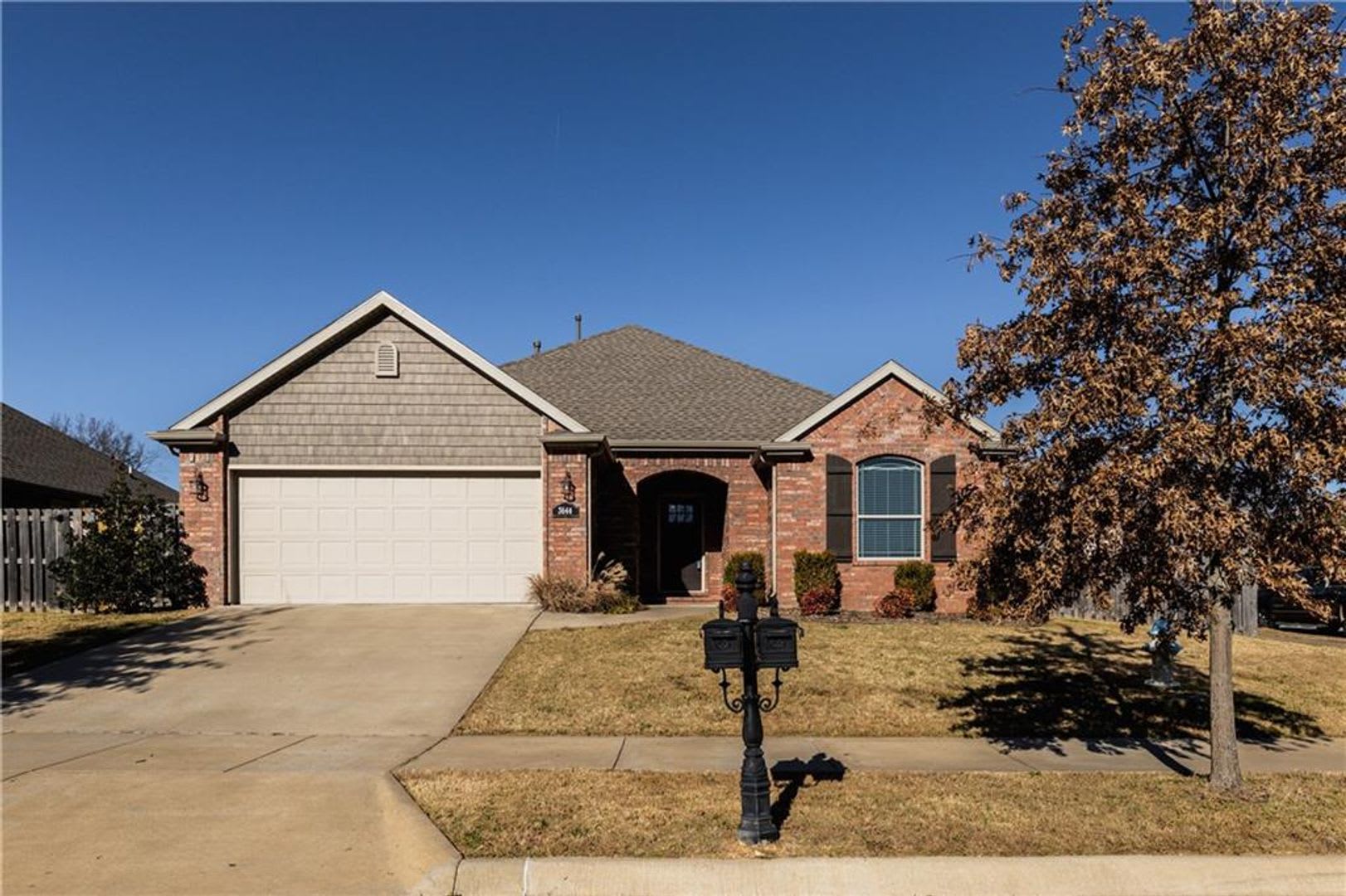 Don T Miss This Stunning 3 Bed 2 Bath Home Schedule Your Showing Today – photo 2