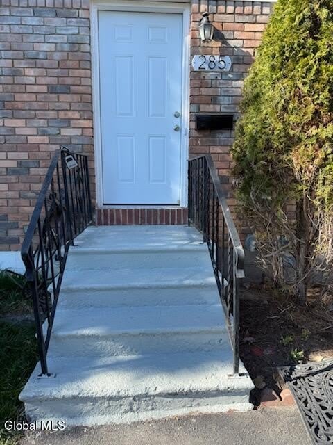 285 Mt Hope Drive – photo 2