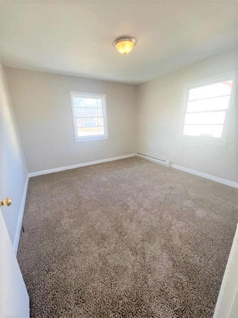 Renovated Duplex Available Now – photo 3