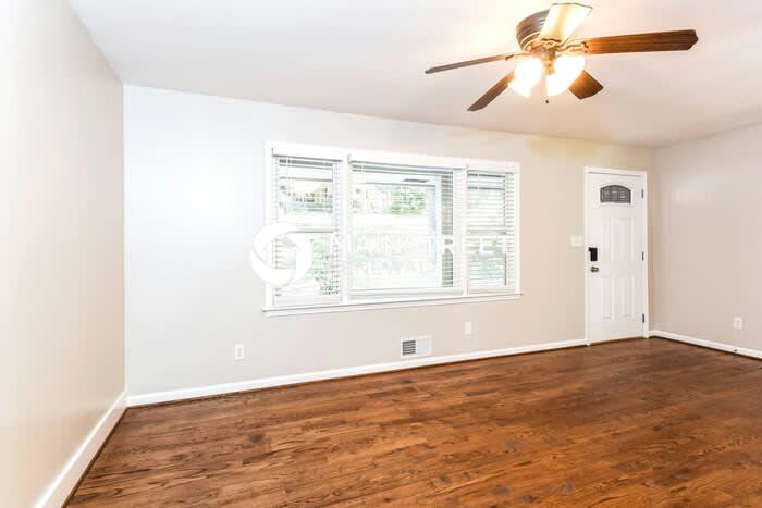6265 East Shore Circle – photo 4