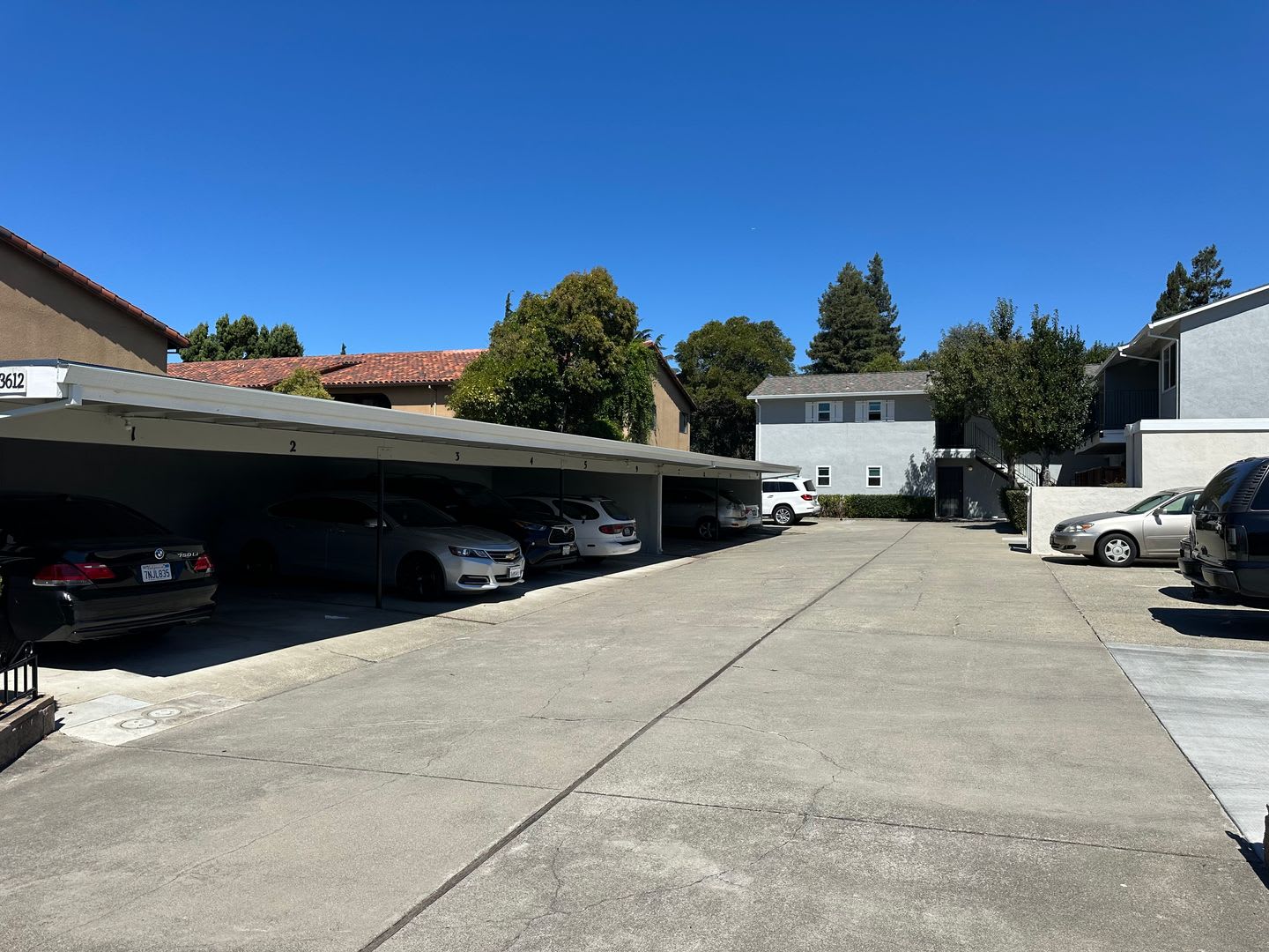 2 BEDROOM & 2 BATHROOM CASTRO VALLEY APARTMENT!! – photo 2