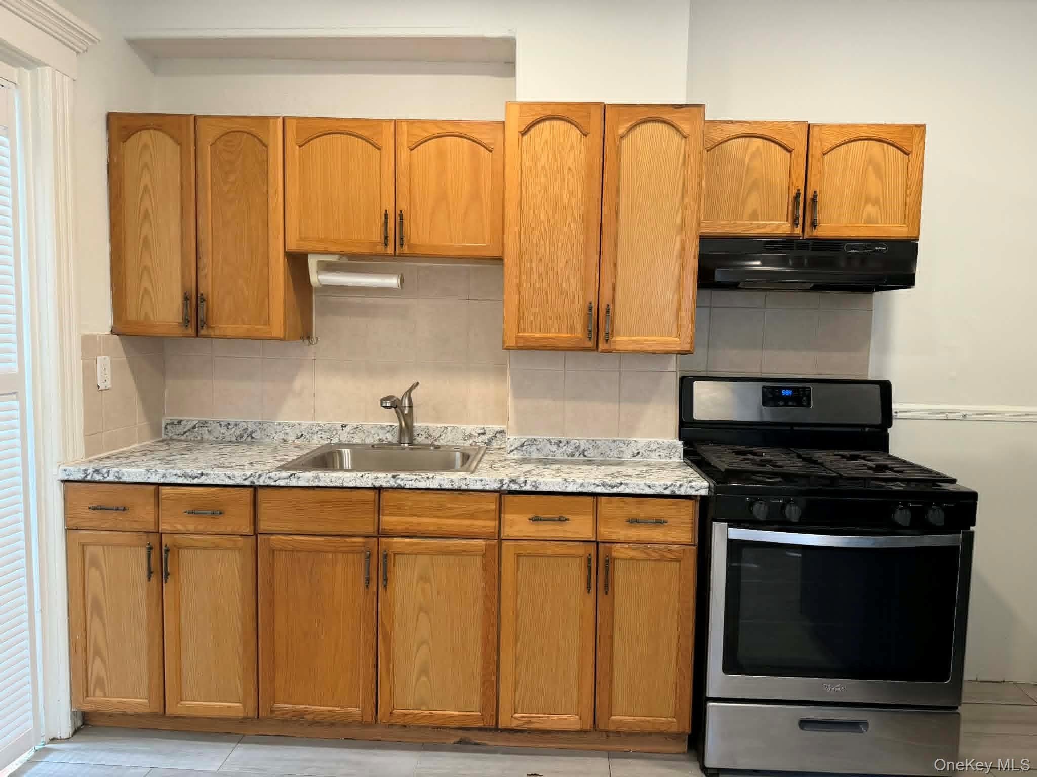 37 Riverside Drive – photo 5