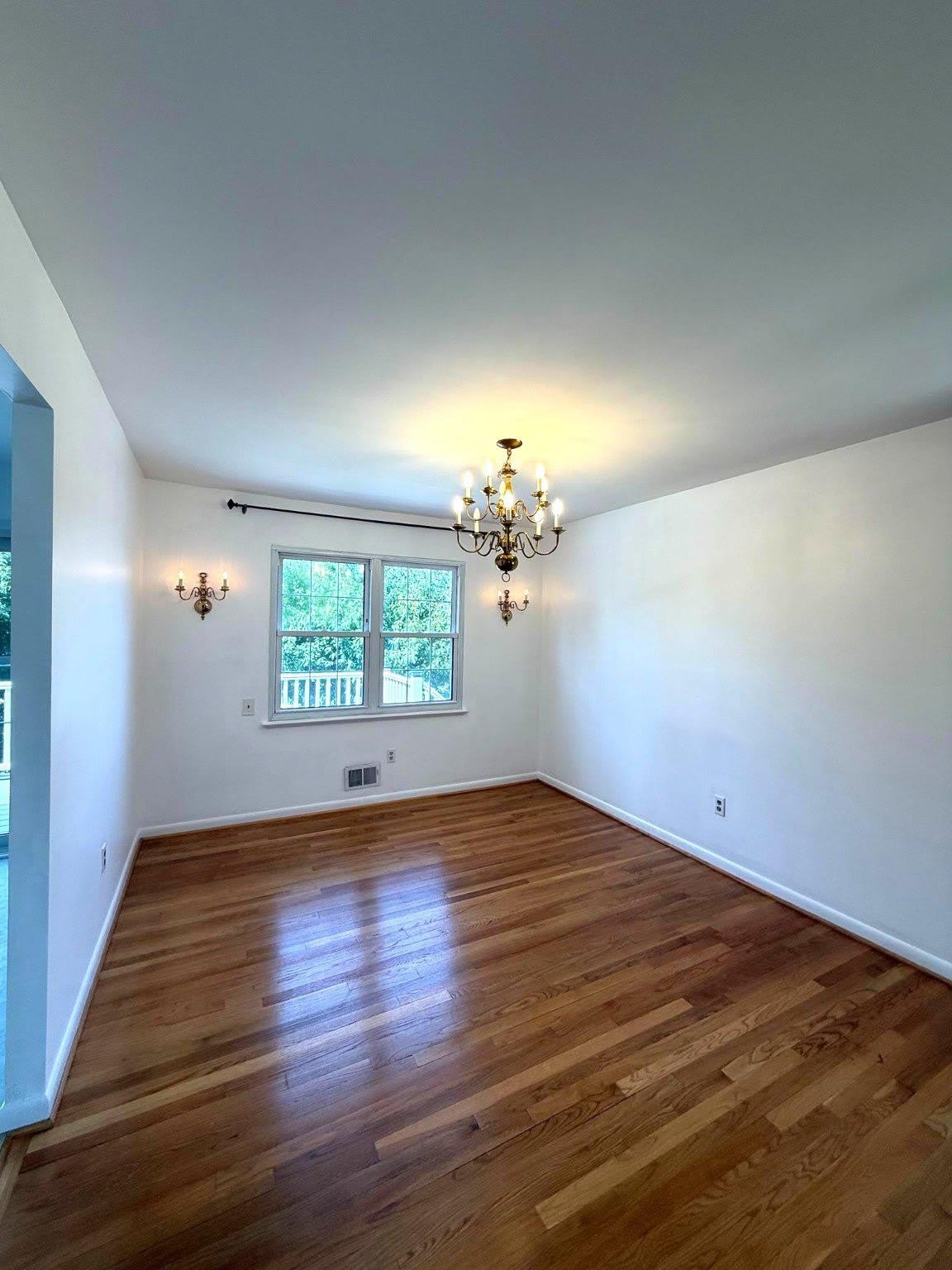 1234 PLEASANT VALLEY Drive – photo 4