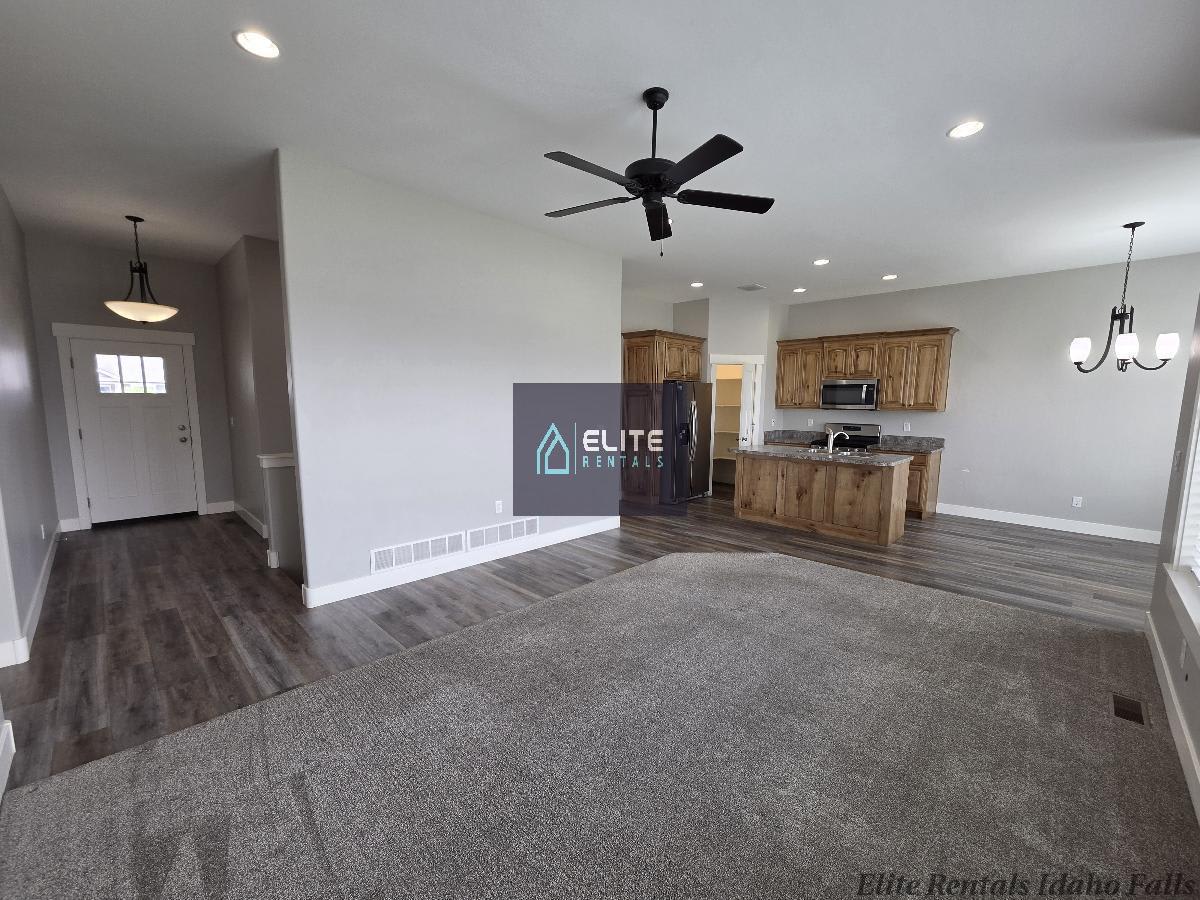 4039 N Livingston Ave – photo 5