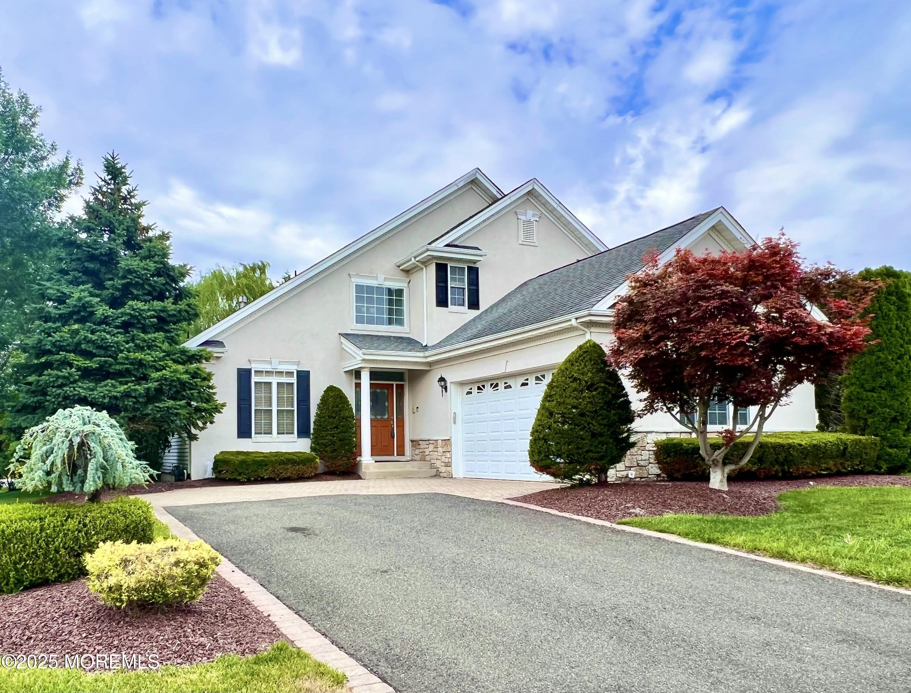 1 Hendrickson Court – photo 1