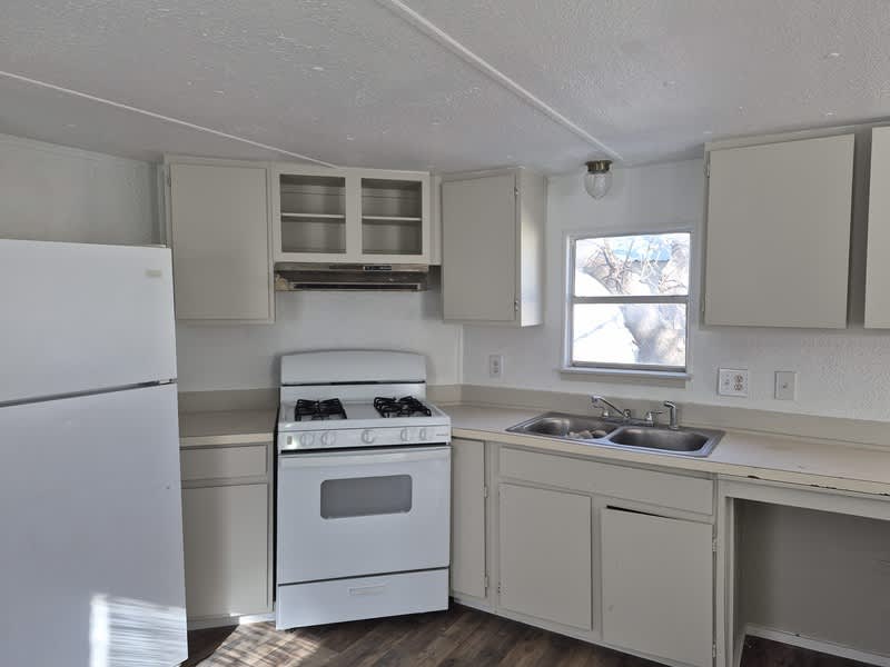 209 S Avenue B – photo 3