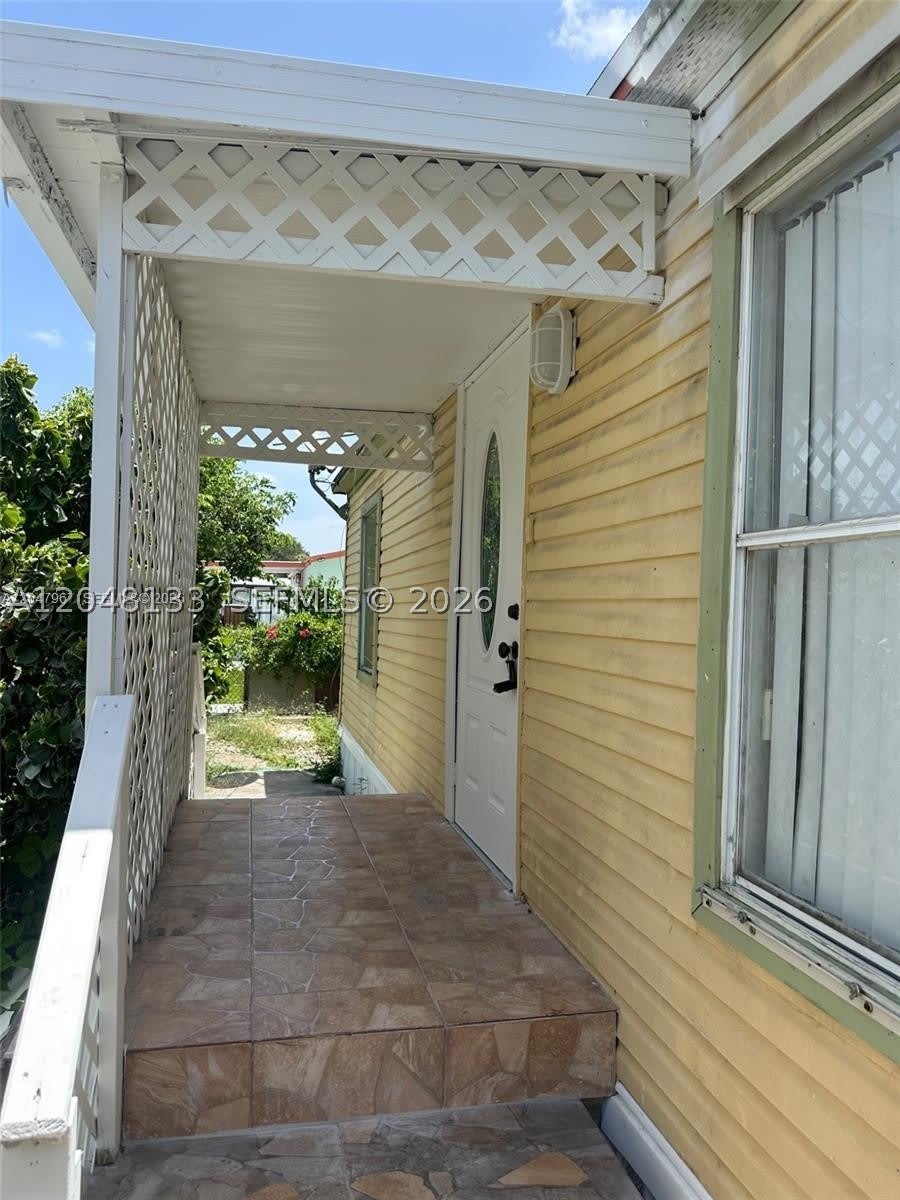 19800 SW 180th Ave – photo 2