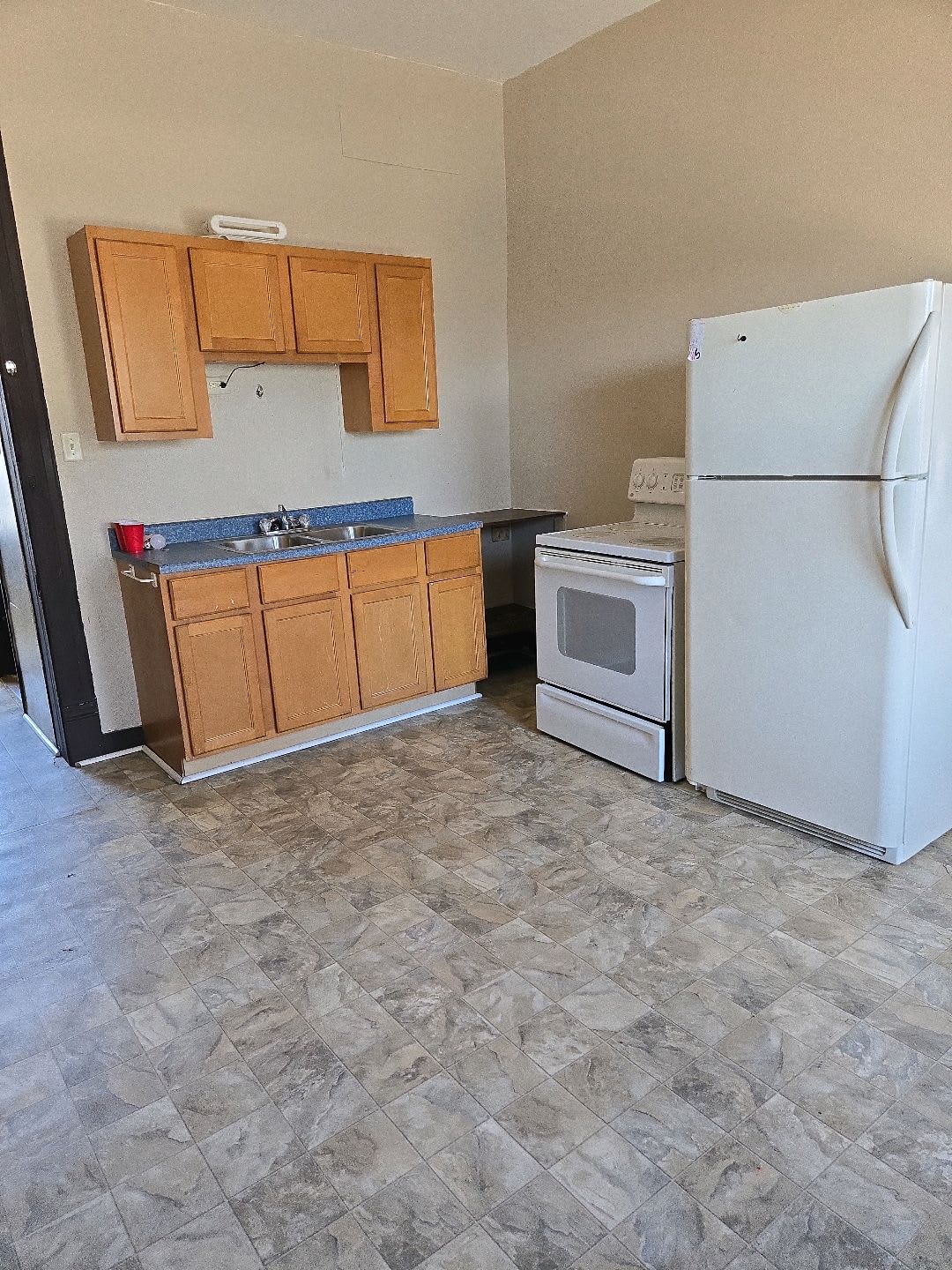 600 West Rogers Street 3 – photo 3