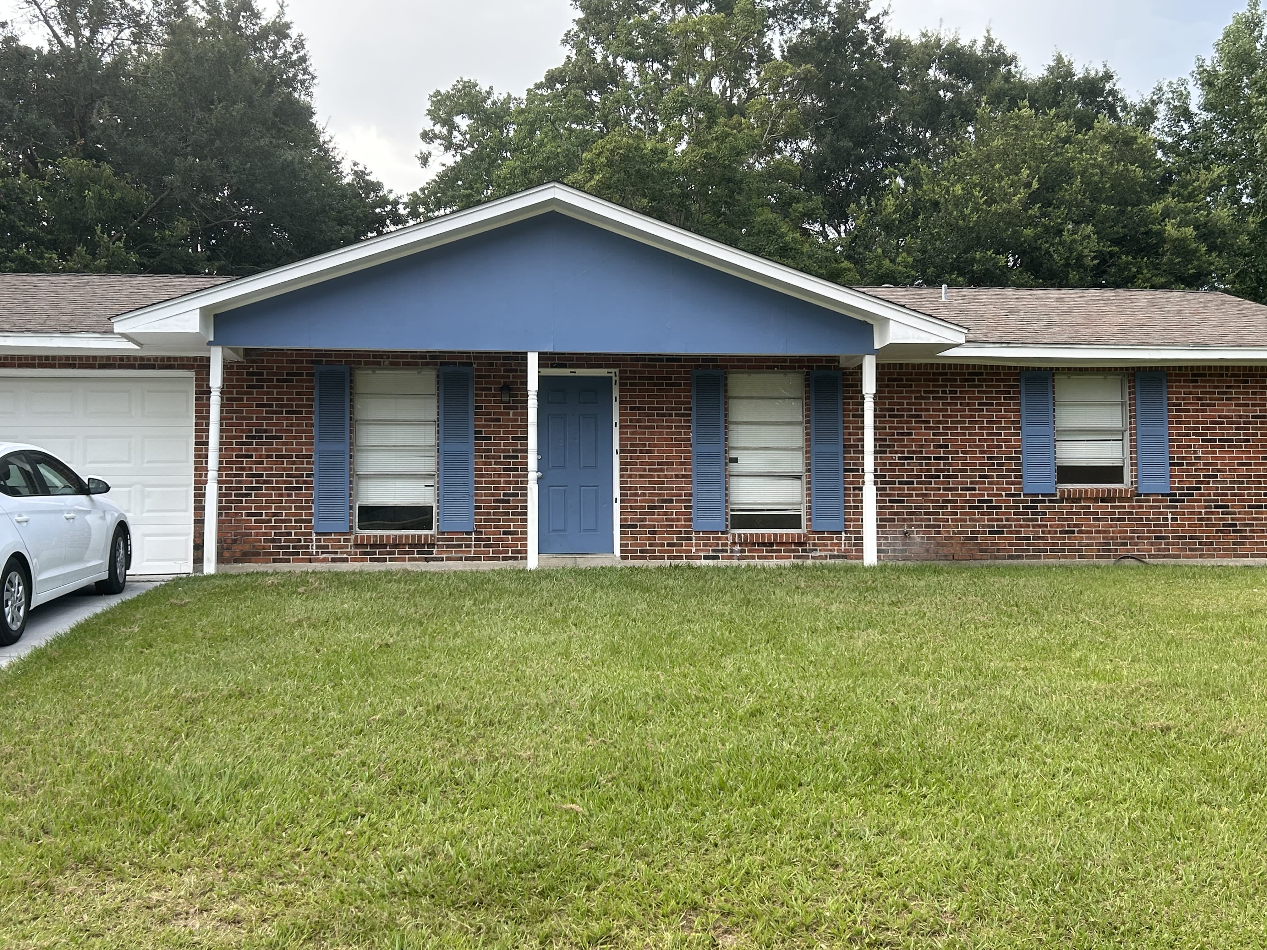 1010 Shirley Drive – photo 1