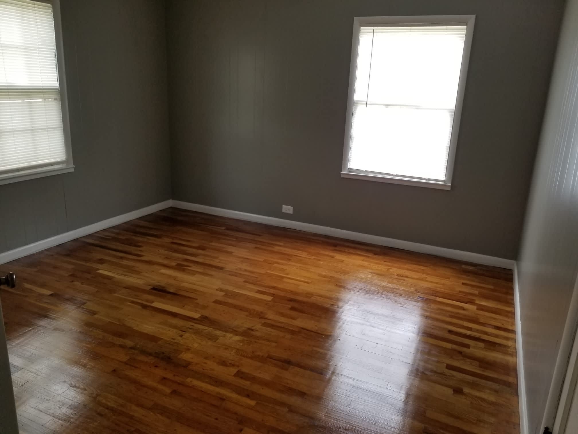 809 S Rogers St – photo 3