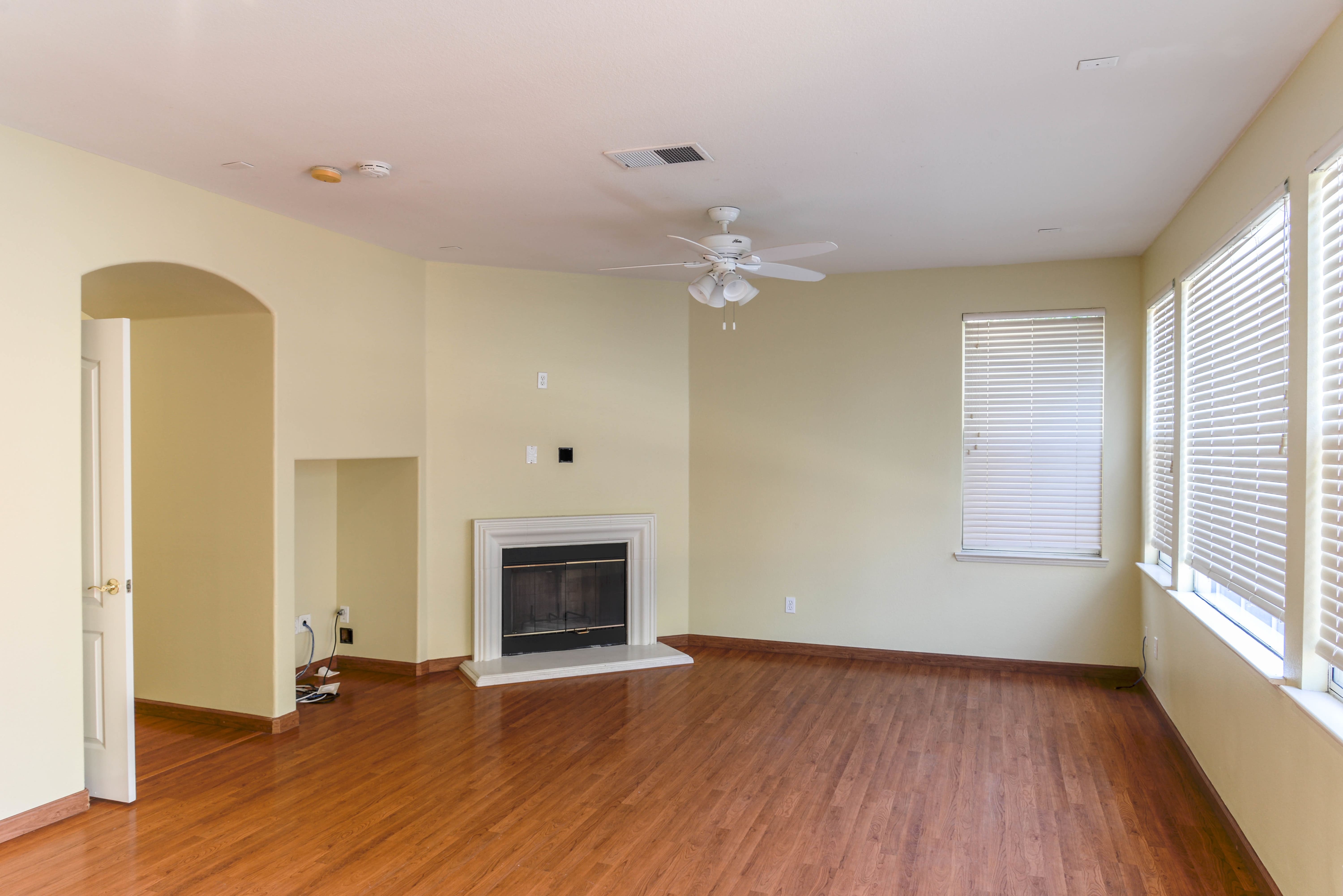 2945 Bolla Ct – photo 3