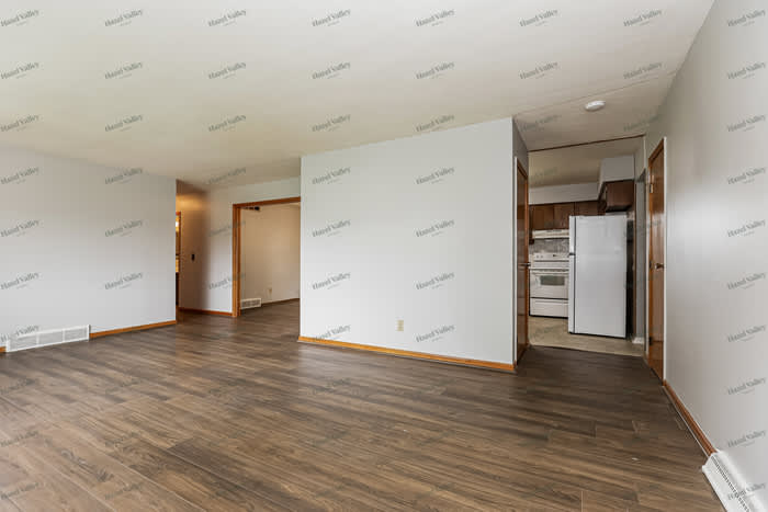 371 Fenwick Drive – photo 5