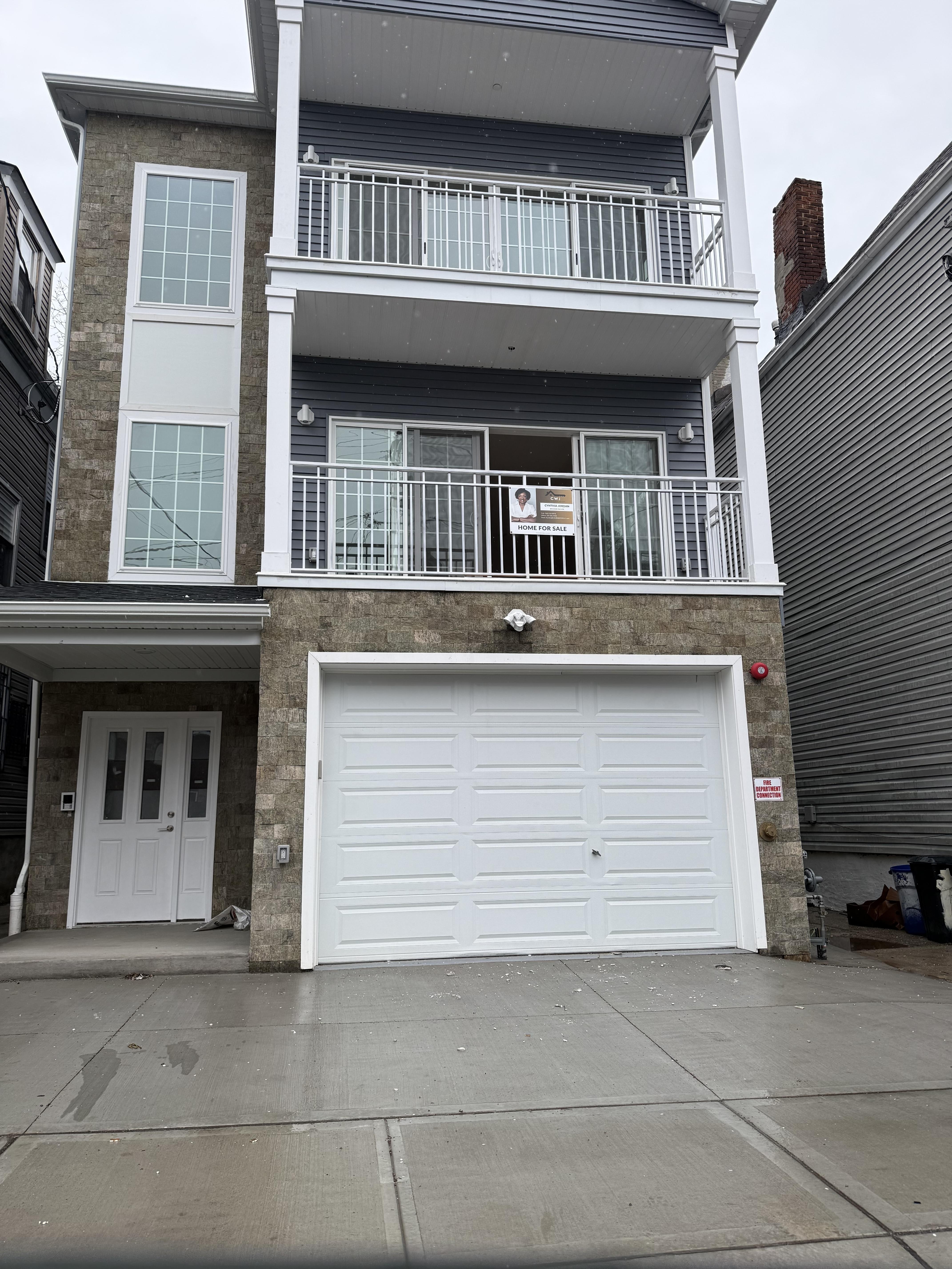 357-359 South 11th Street – photo 2