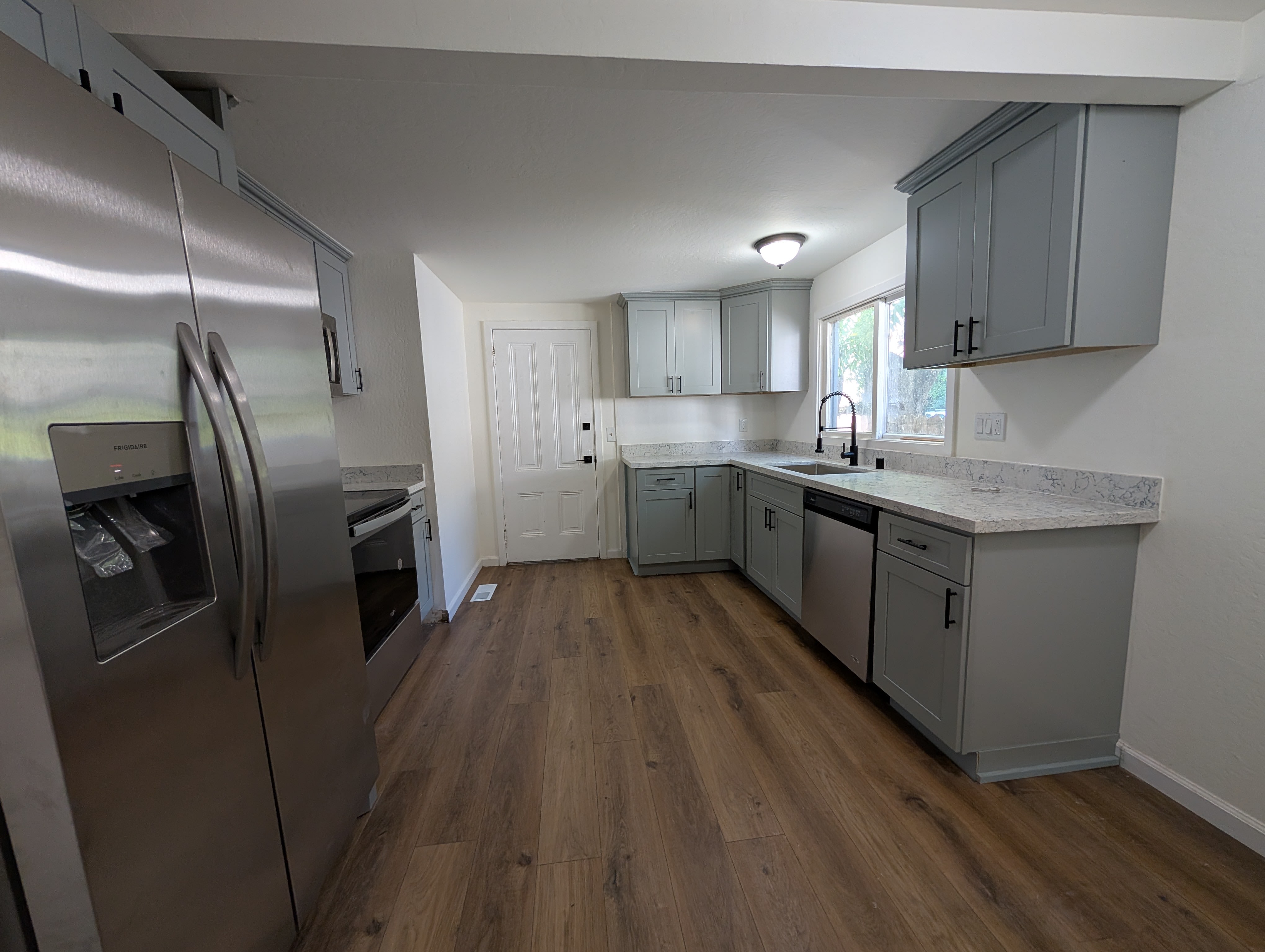 133 10th Street – photo 2
