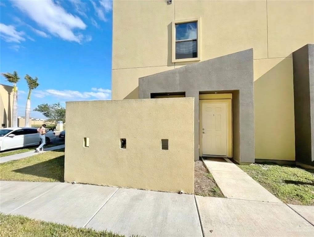 1204 E Daffodil Avenue – photo 2