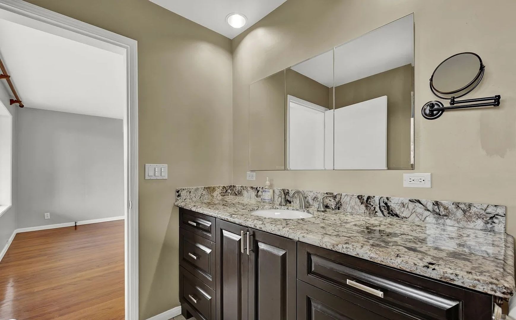 Canyon View ADU in Talmadge – photo 4