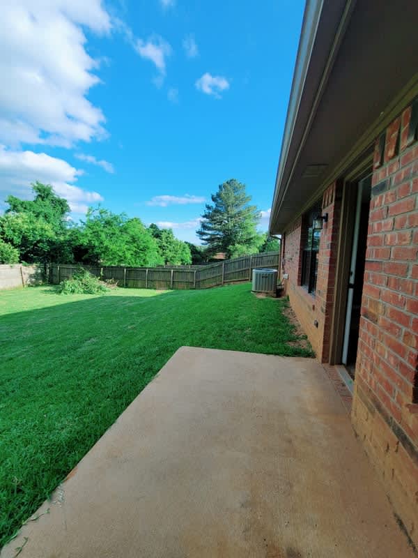 210 Elm Street – photo 4