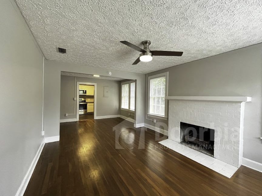 3668 Valencia Rd Apt 4 – photo 1