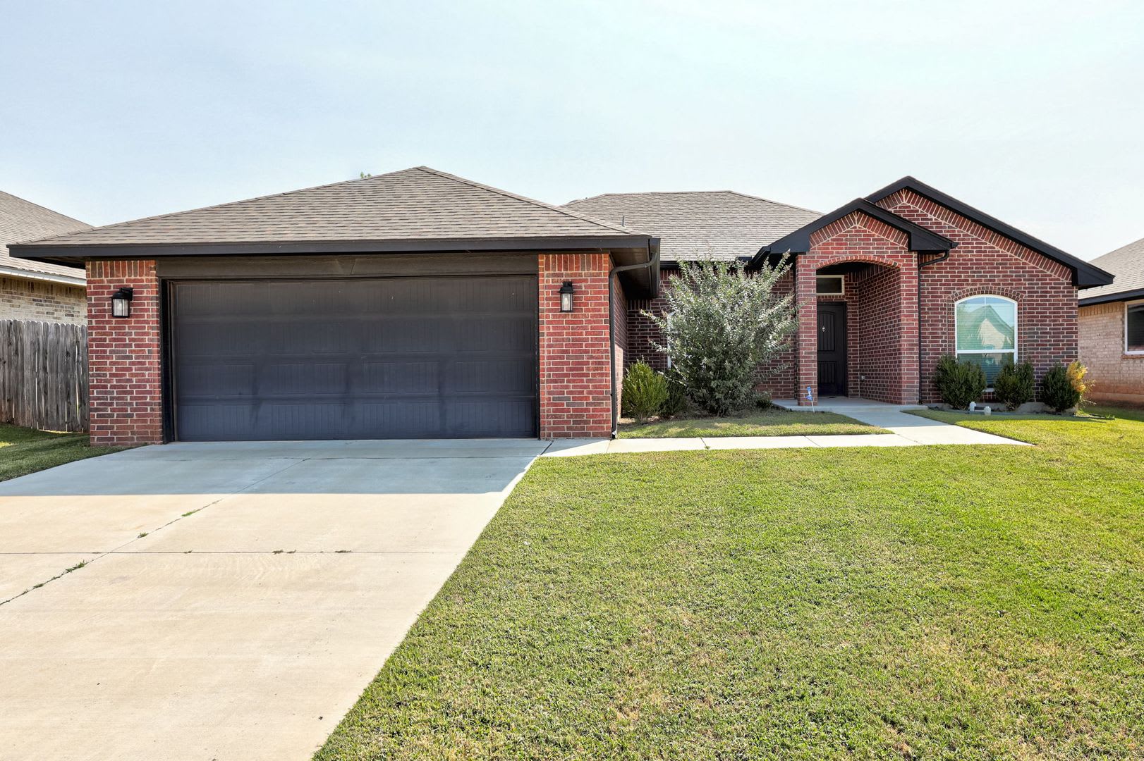 Updated Modern Home in Norman Wedged Between Highway 9 And East 12th St – photo 2