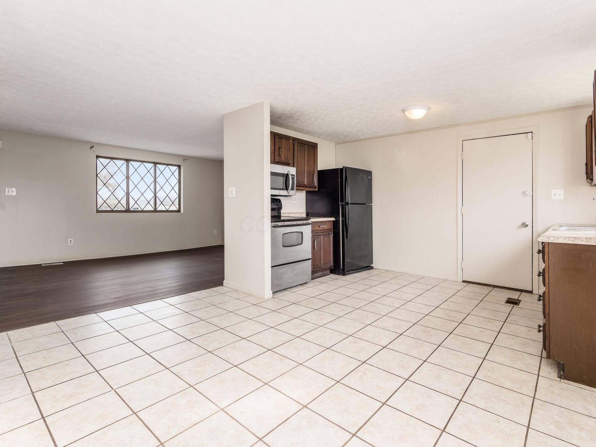 2411 Red Rock Boulevard – photo 5