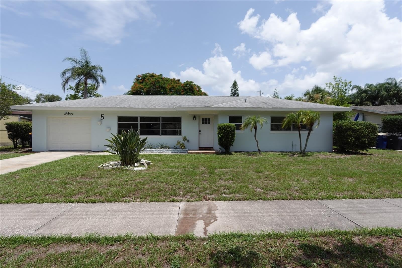 5 S HERCULES Avenue – photo 1