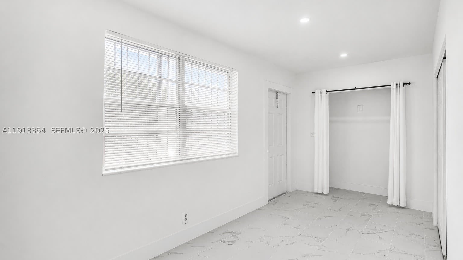 6950 NW 8th Ave – photo 4