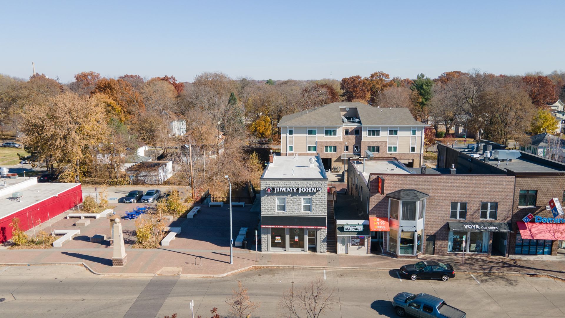 2016 College St – photo 2