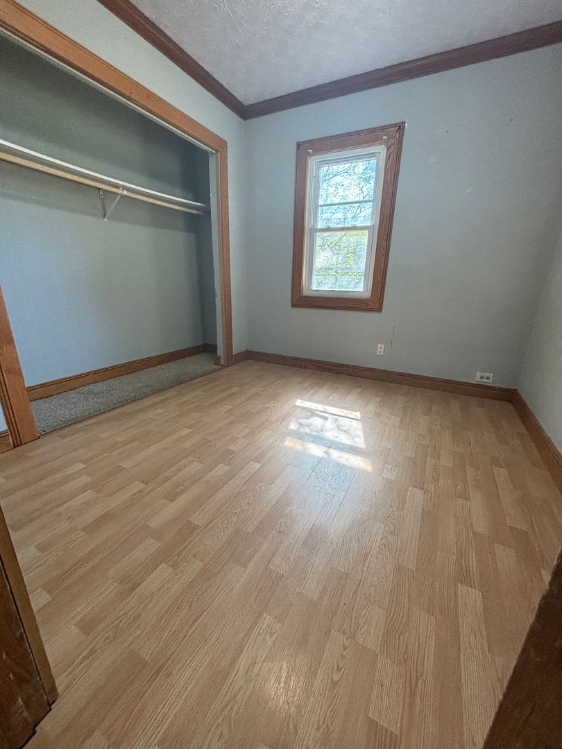 2 bedroom, 1 bathroom home – photo 4