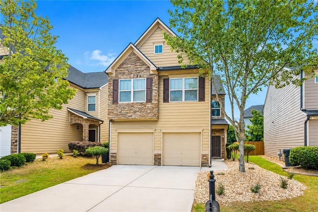 3920 LAKE MANOR Way – photo 1