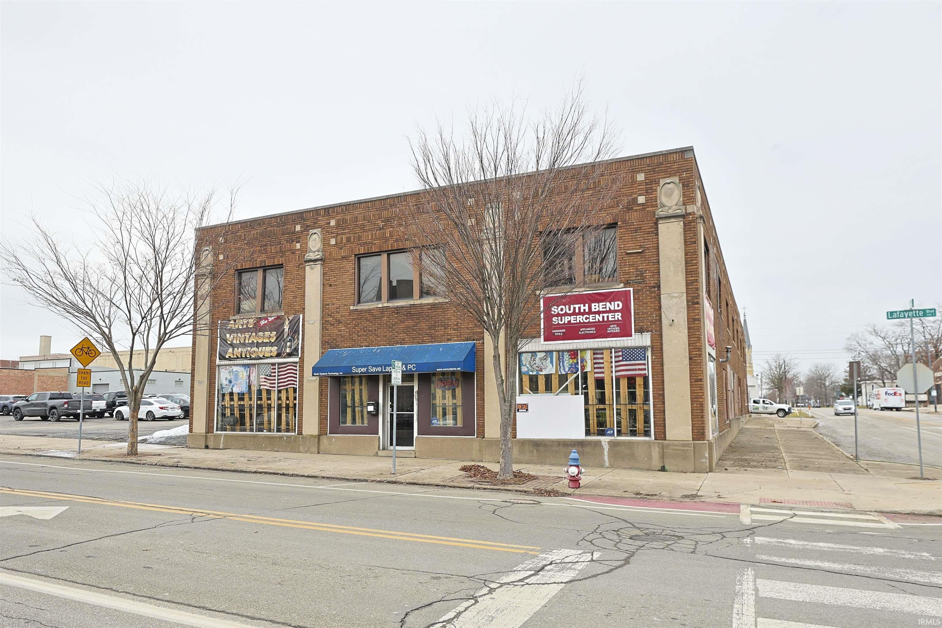 301 S Lafayette Street – photo 1
