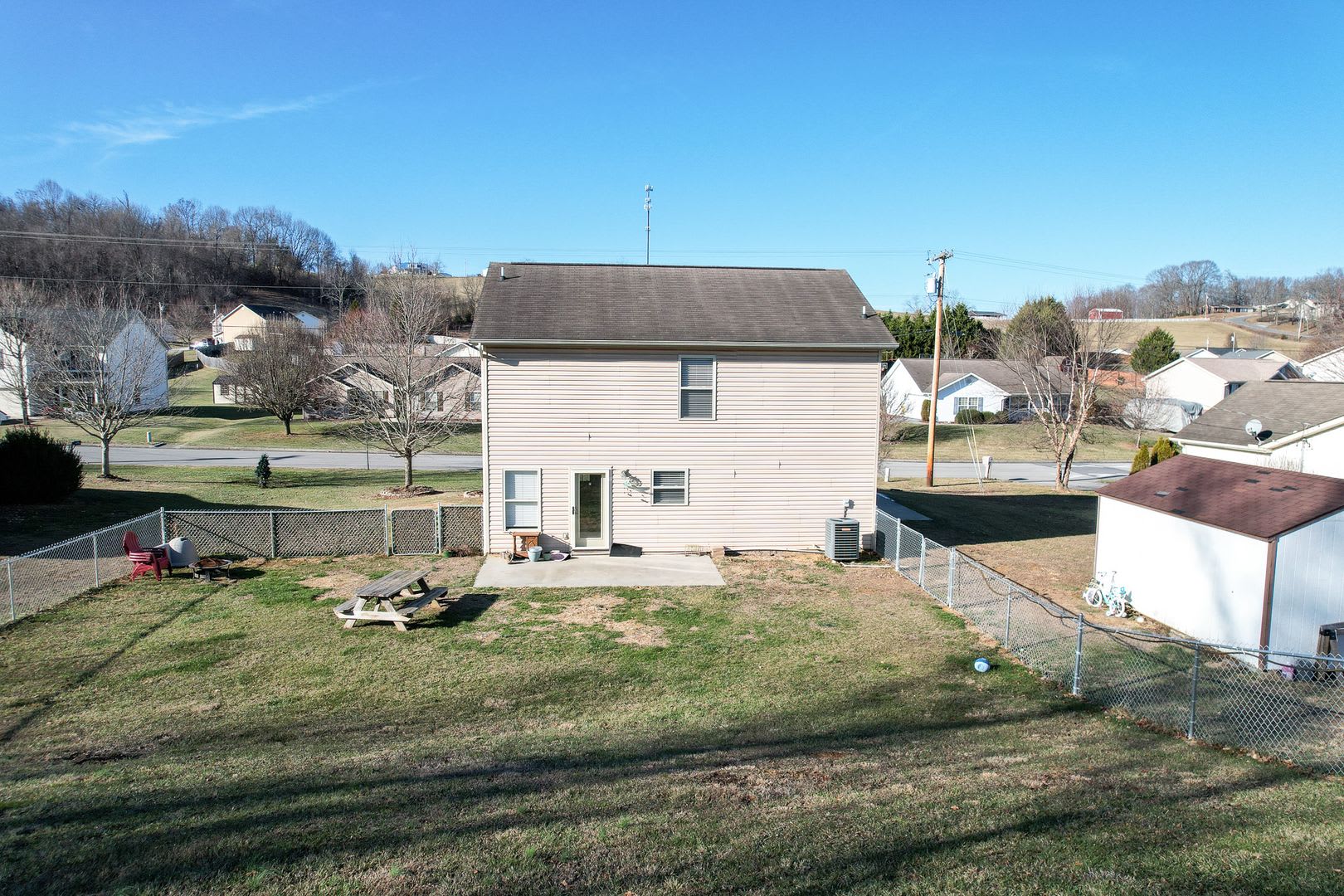 402 Kings Rd – photo 3