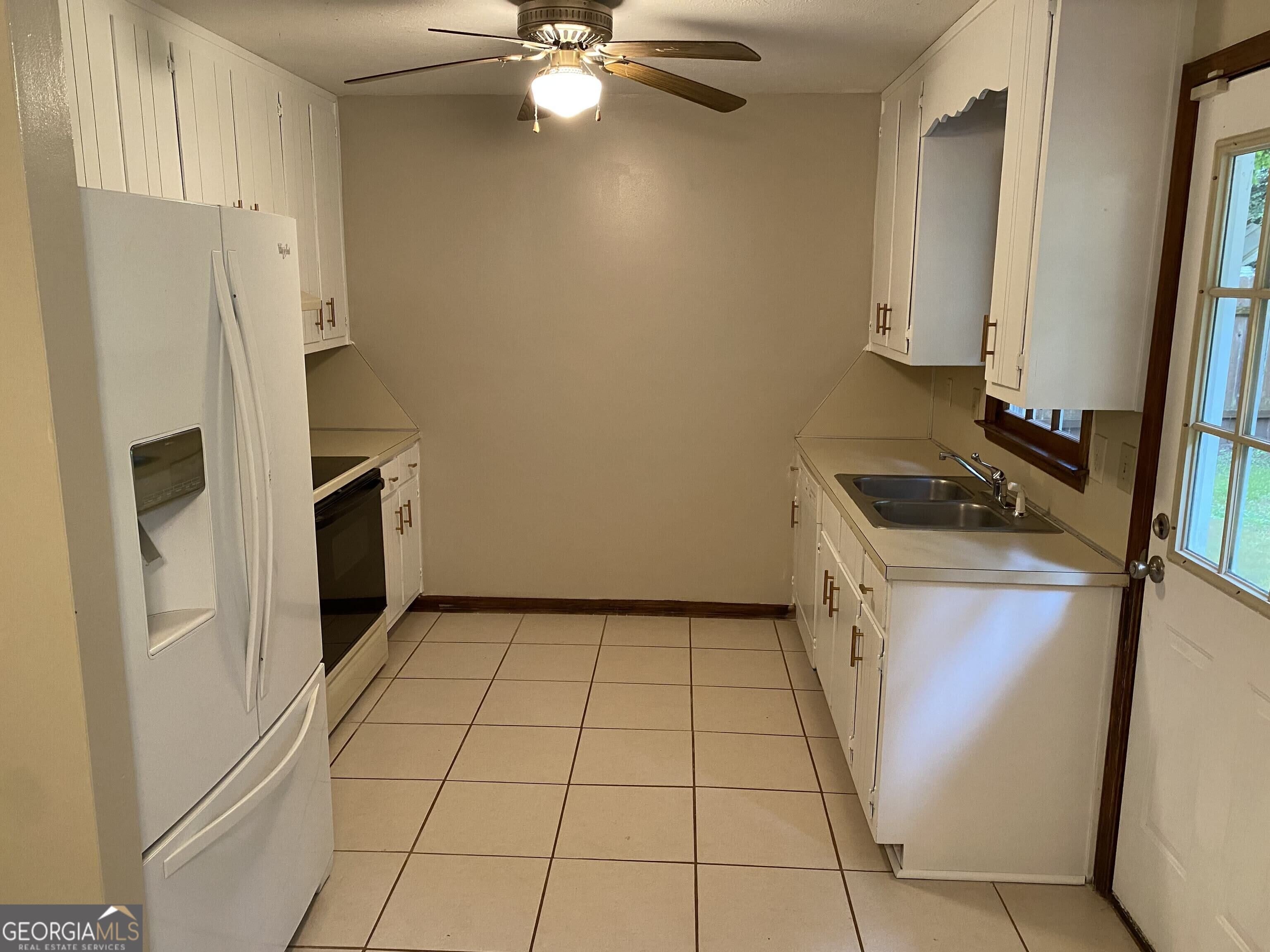 475 Radio Court – photo 3
