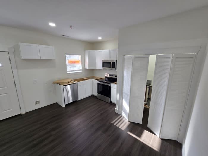 706 4th Avenue East – photo 5