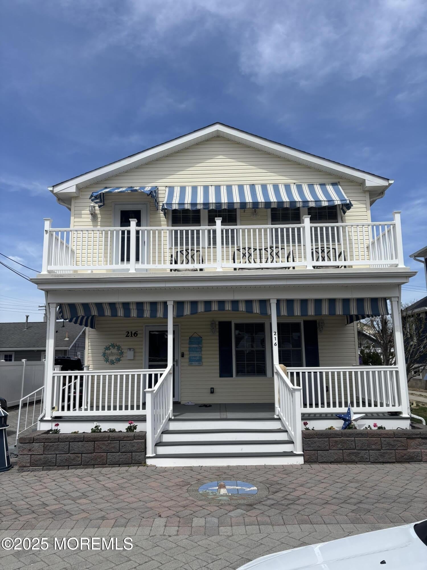 216 13Th Avenue – photo 1