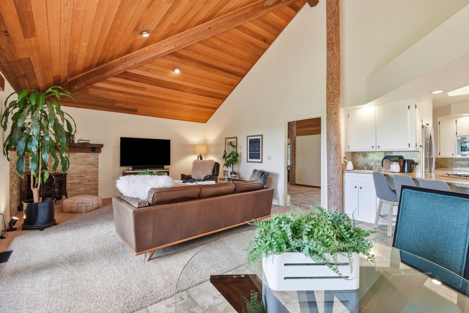 Sophisticated Living in Bennet Valley Fairway View Estates – photo 5