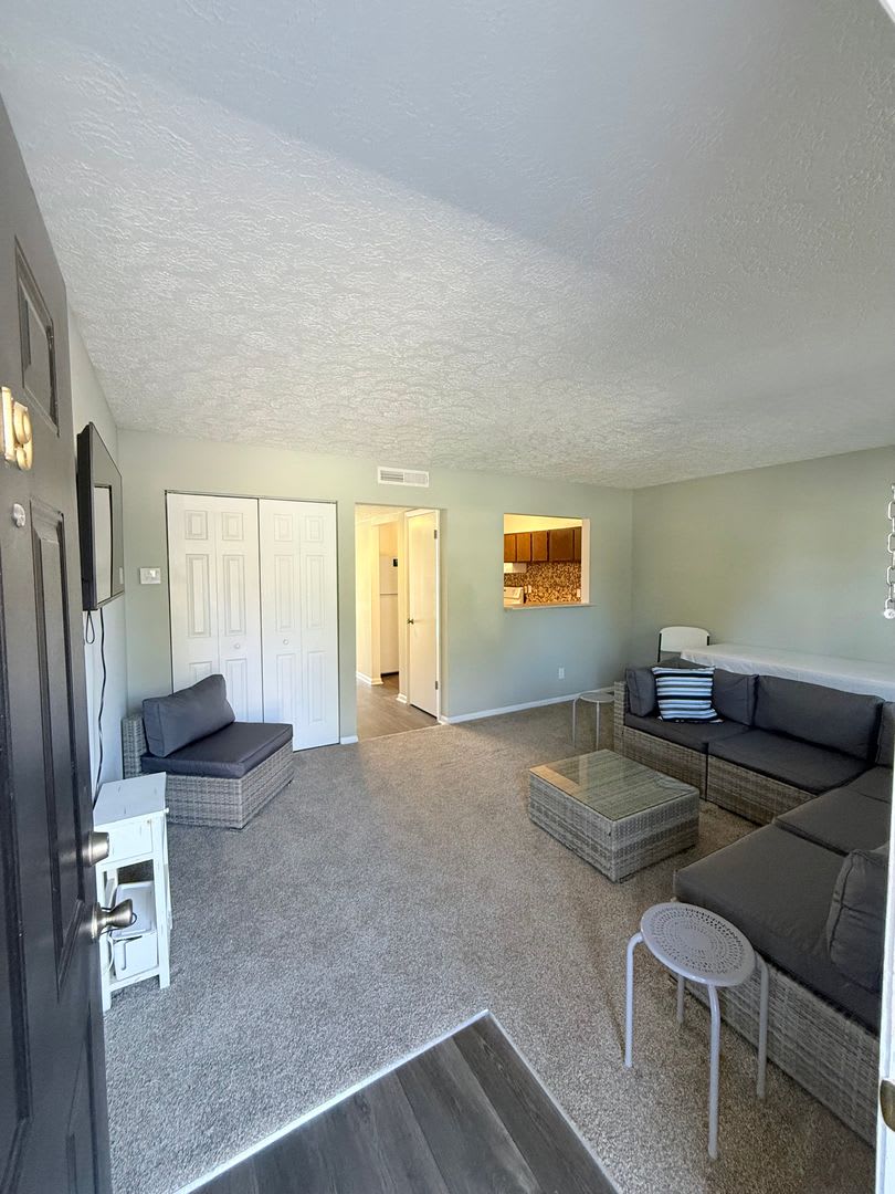 Charming One Bedroom One Bathroom Apartment In Savannah – photo 1
