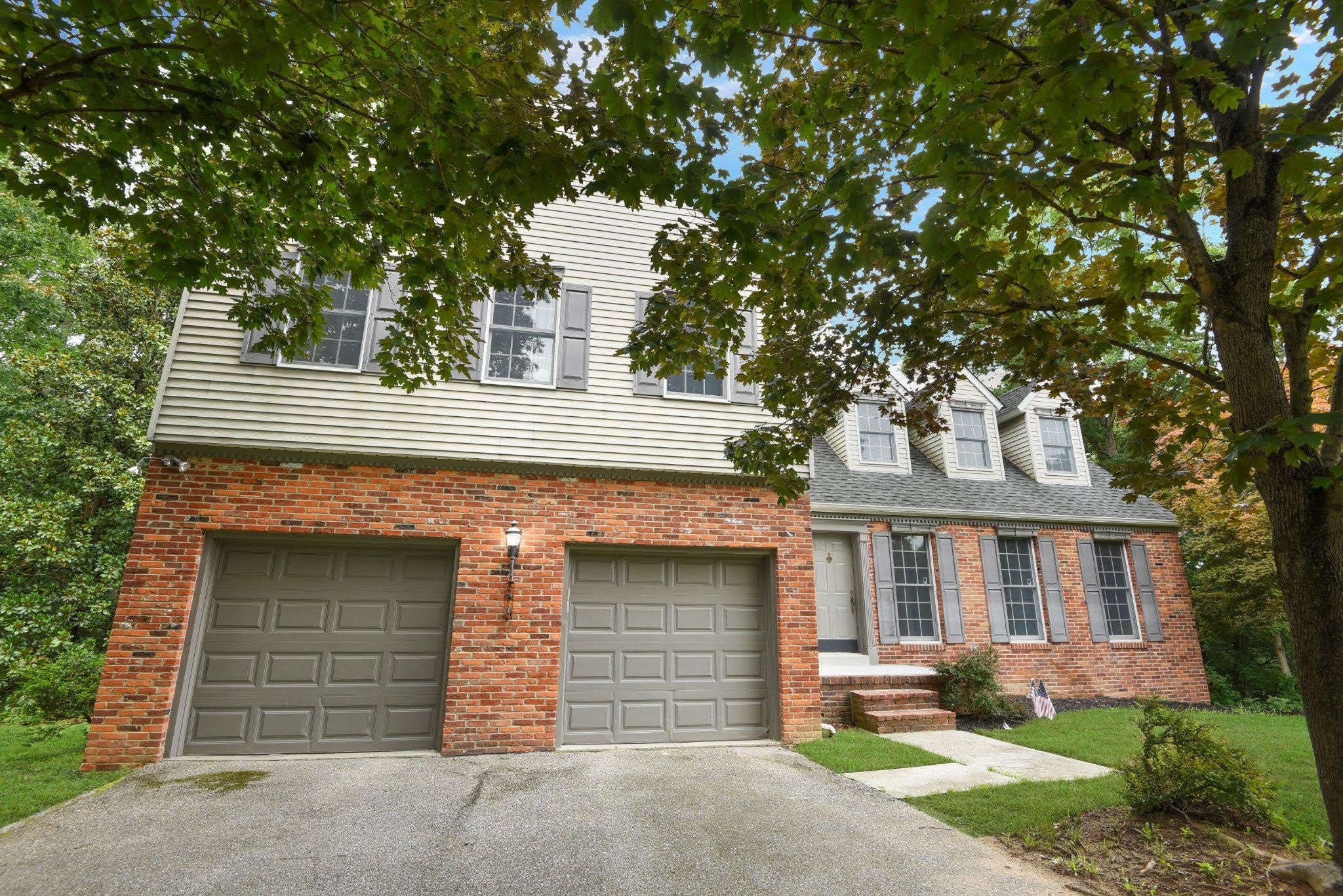 91 PREMIER Court – photo 1