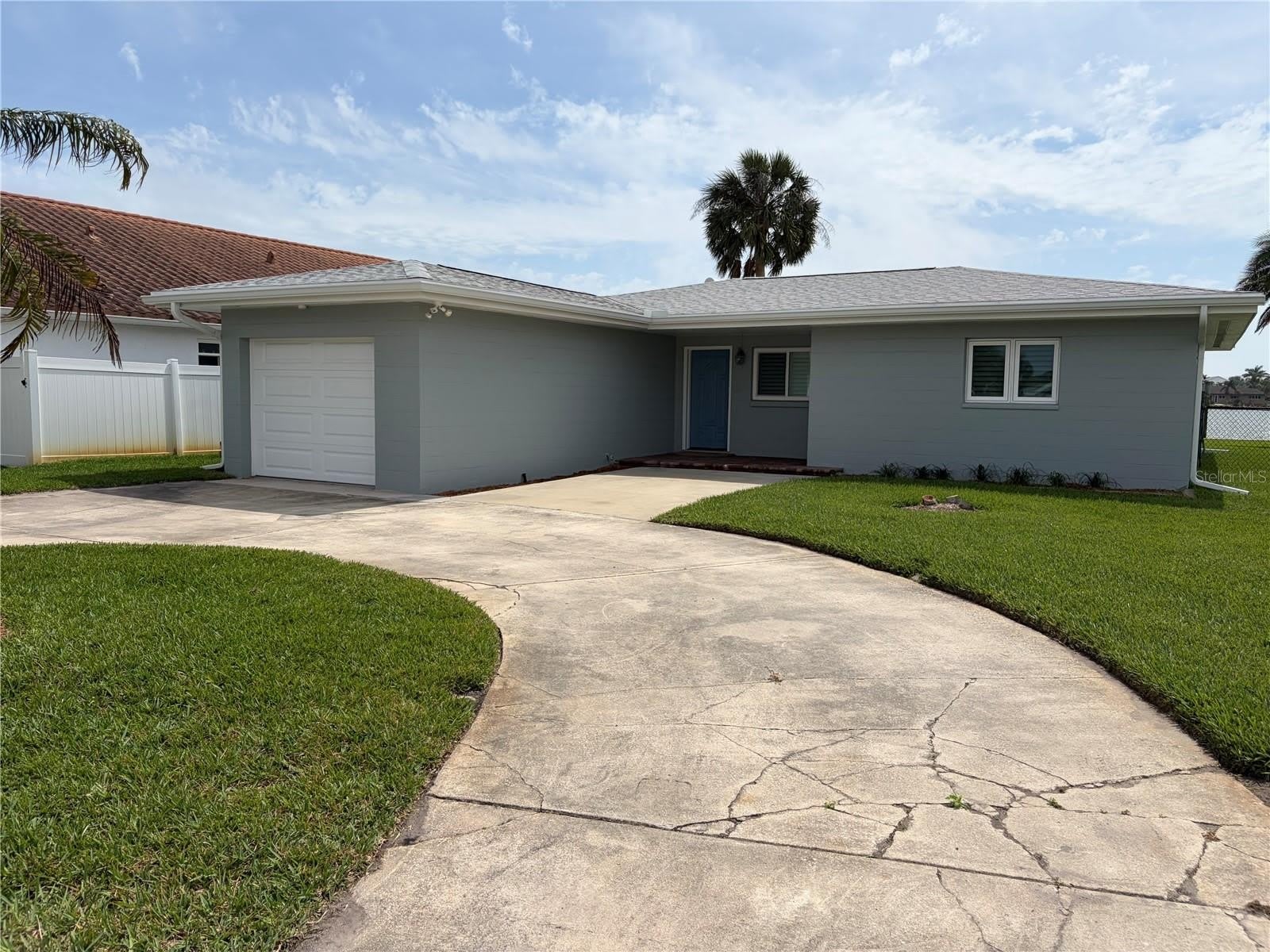 17045 Dolphin Drive – photo 2