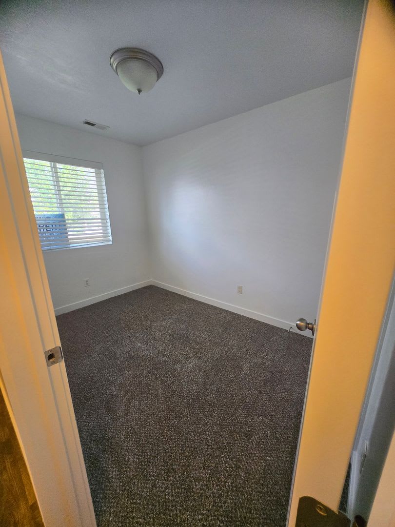 3 Bed 2.5 Bath Town Home in Vineyard for Rent – photo 4