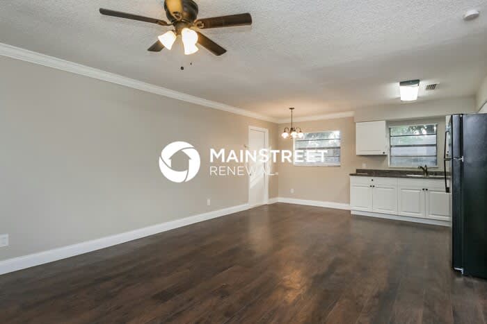 6450 Fall Street – photo 5
