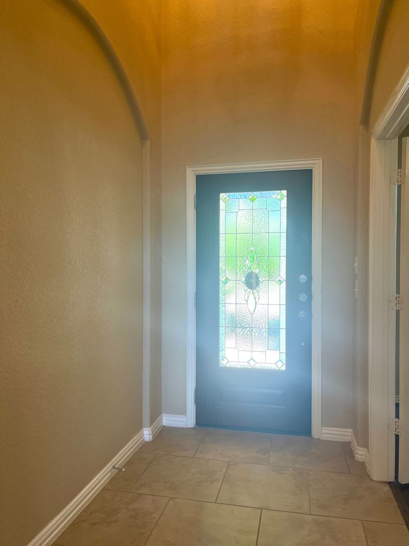Fabulous 5 Bedroom/4 Full Bath Home w/ Study, GameRoom & Backyard Oasis! Move in Ready! – photo 3