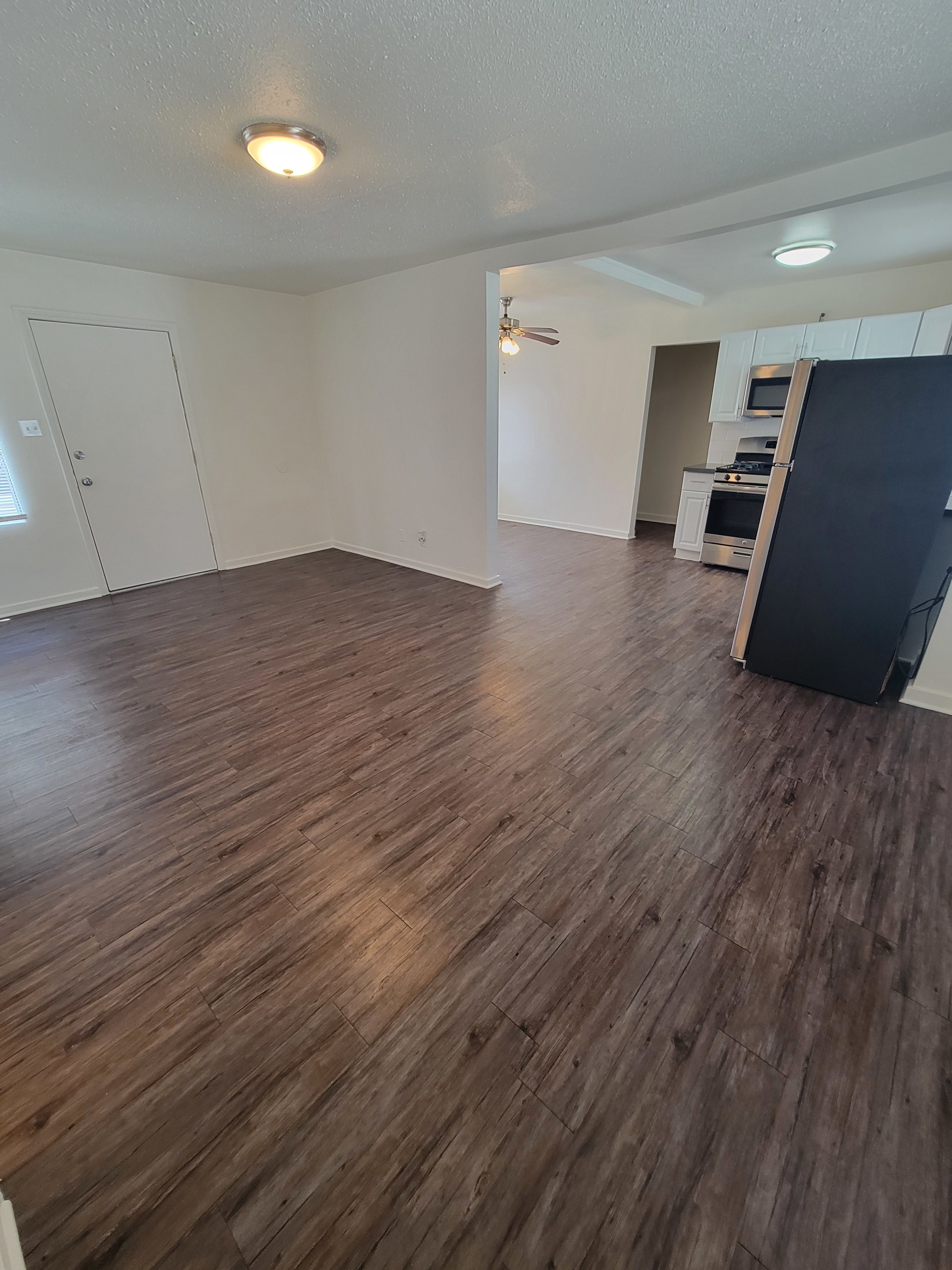 4131 Monroe St – photo 1
