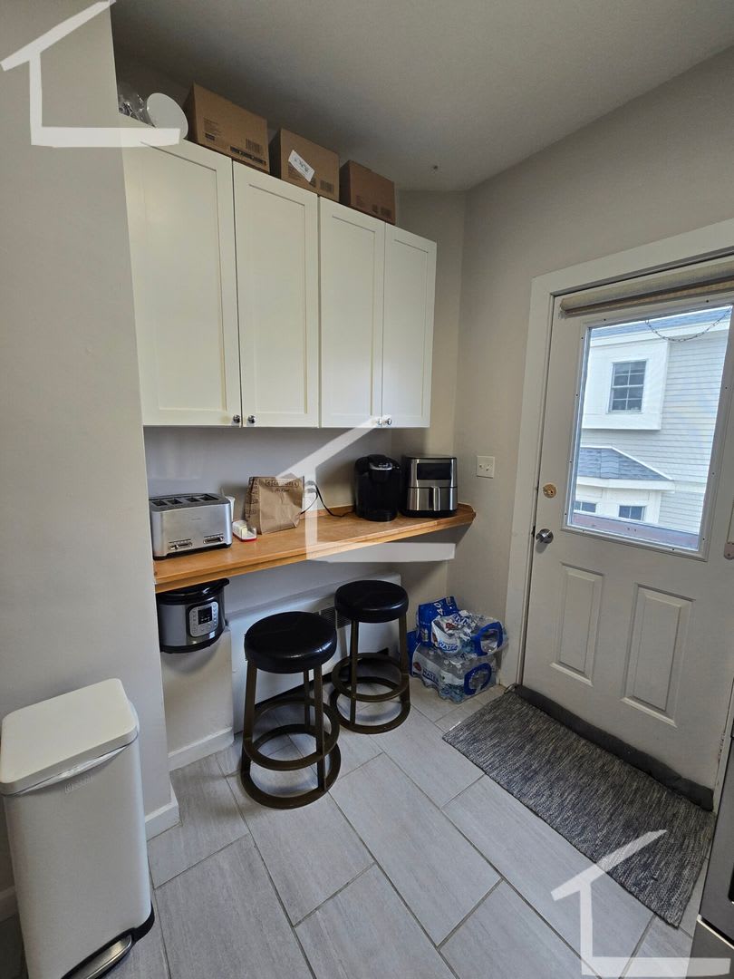 Bright Watertown 3-bed, 2-bath w/ Laundry and Parking Included – photo 2