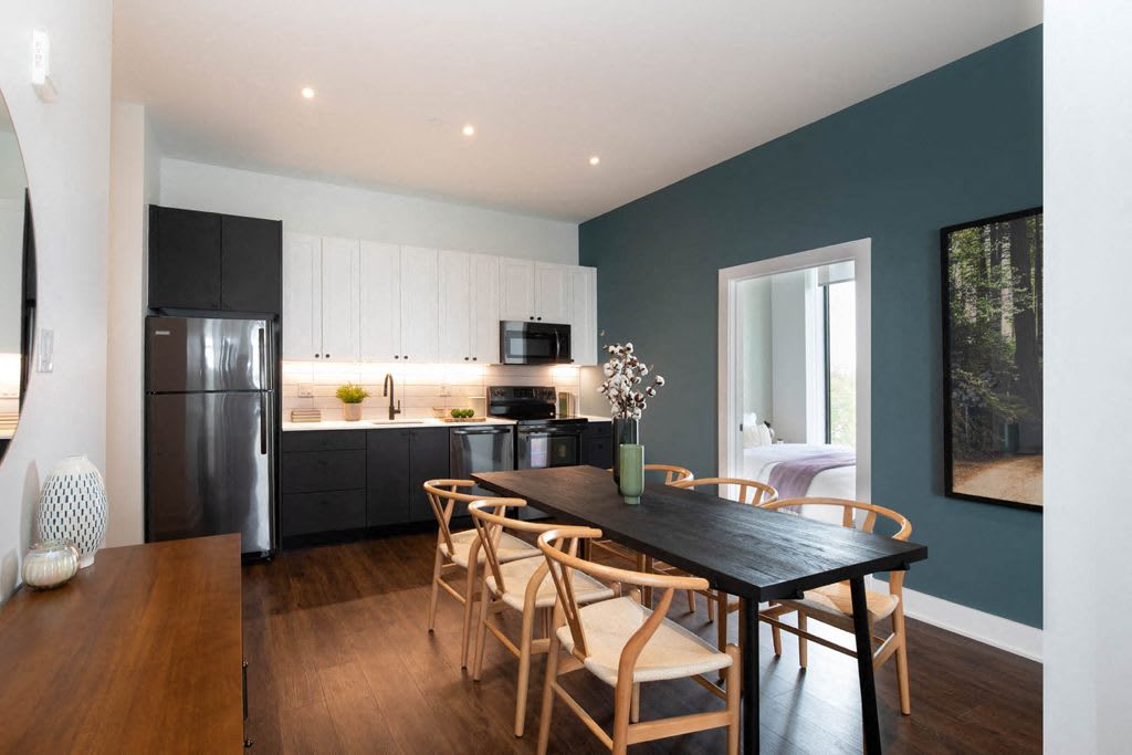 The Irvine Apartments – photo 3