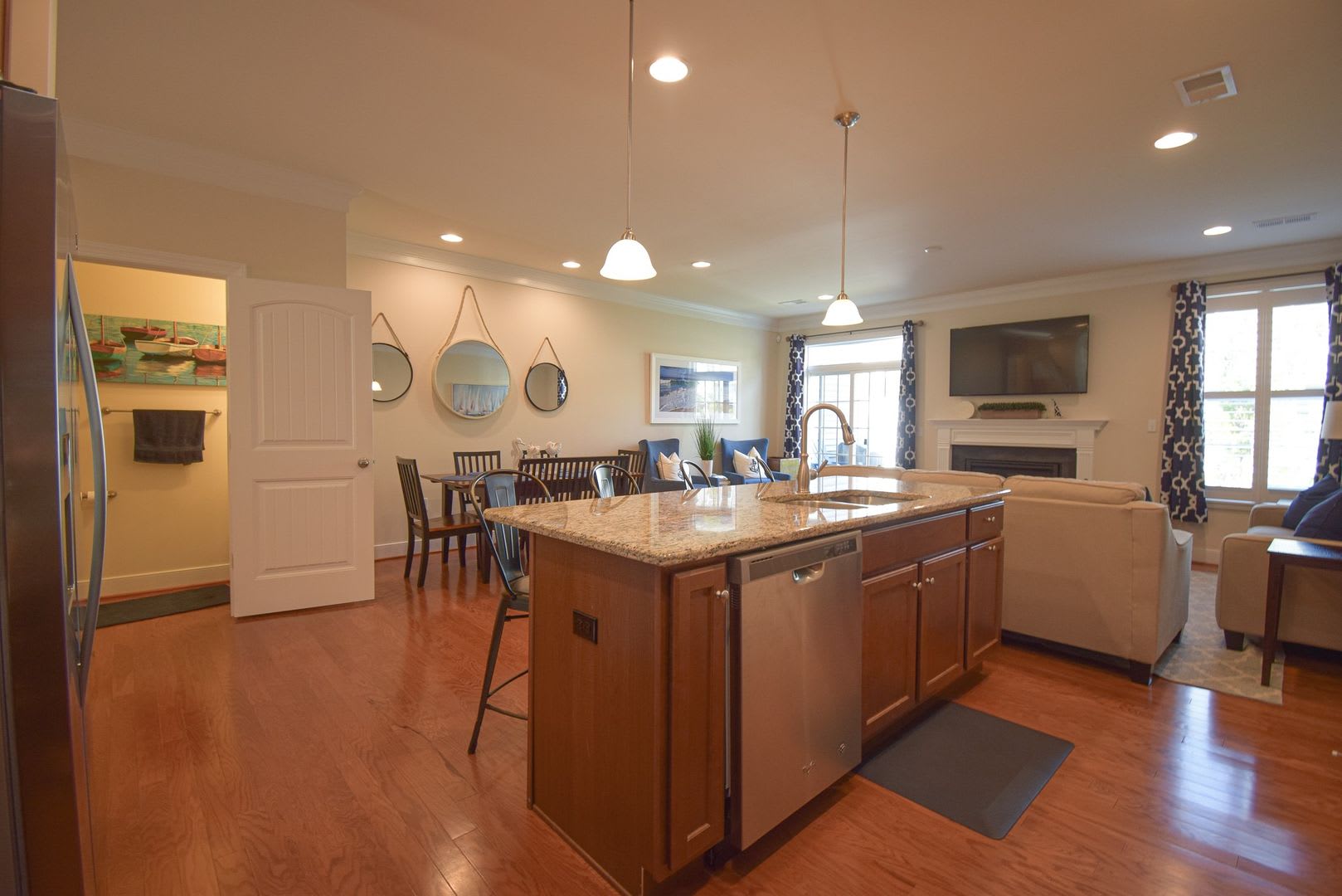 FULLY FURNISHED SAWGRASS TOWN HOME – photo 3