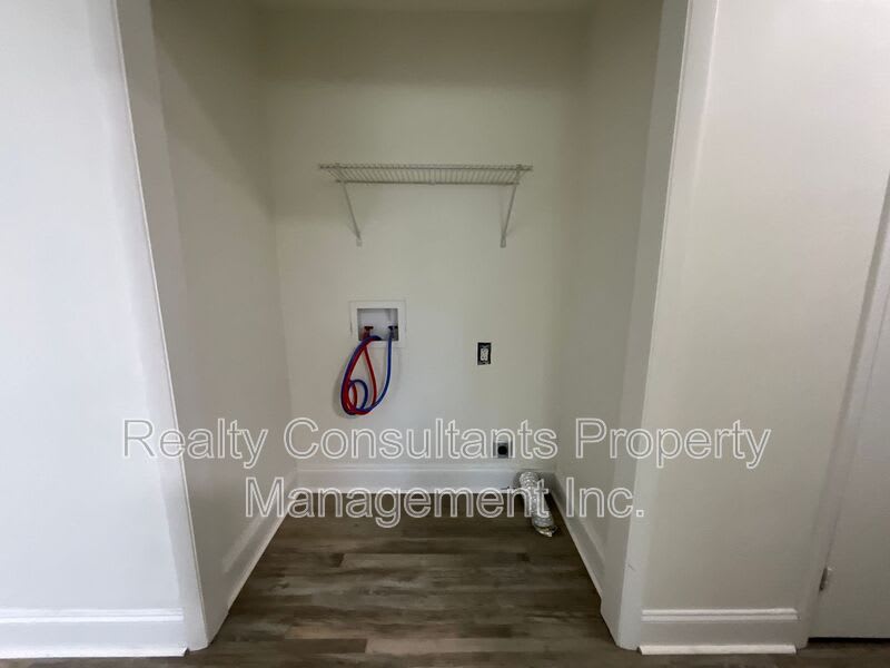 4026 Sedgewood Lane – photo 3