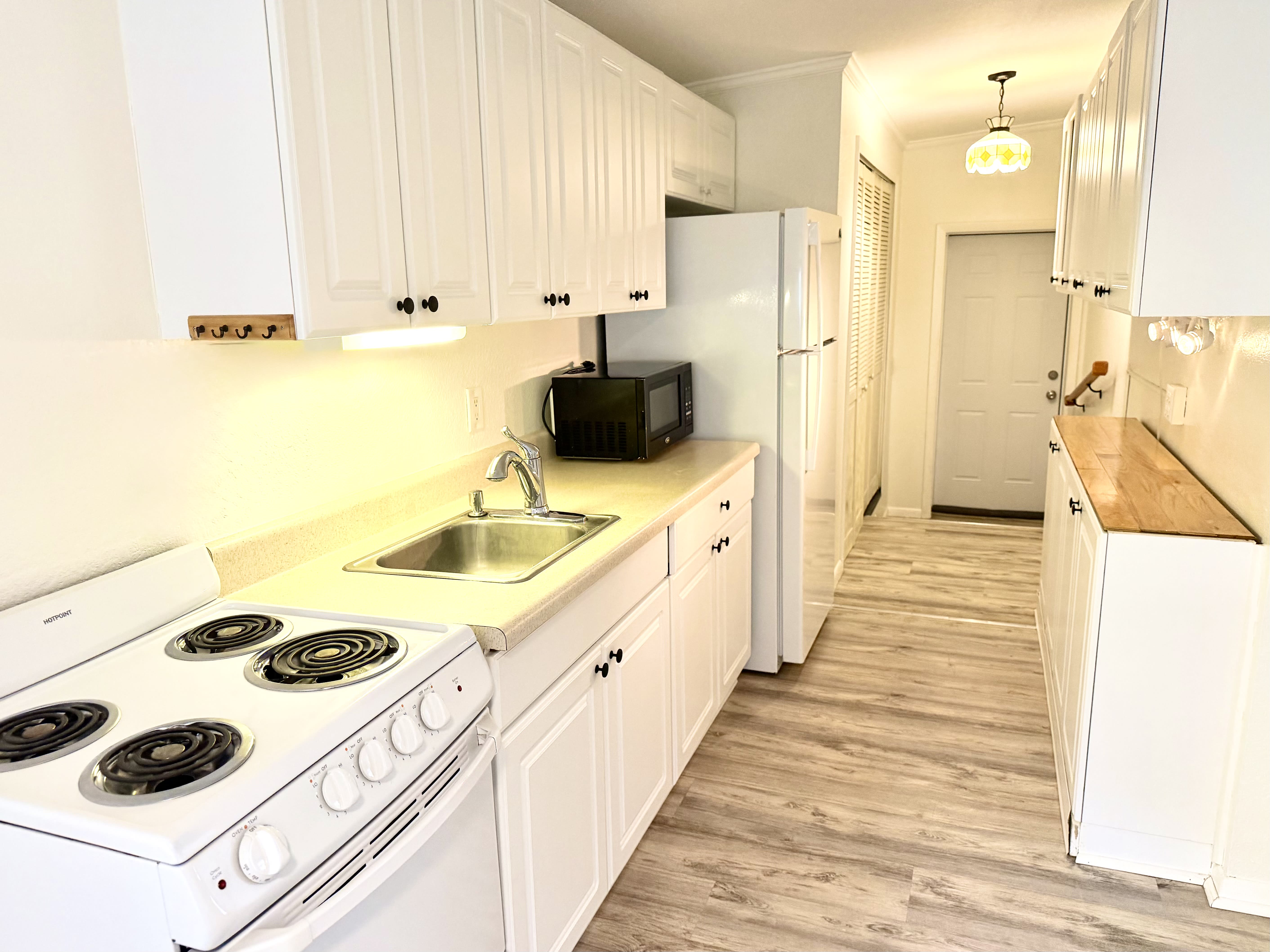 516 Northmoor Ave N – photo 3