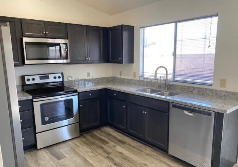 4541 E Frye Rd – photo 4