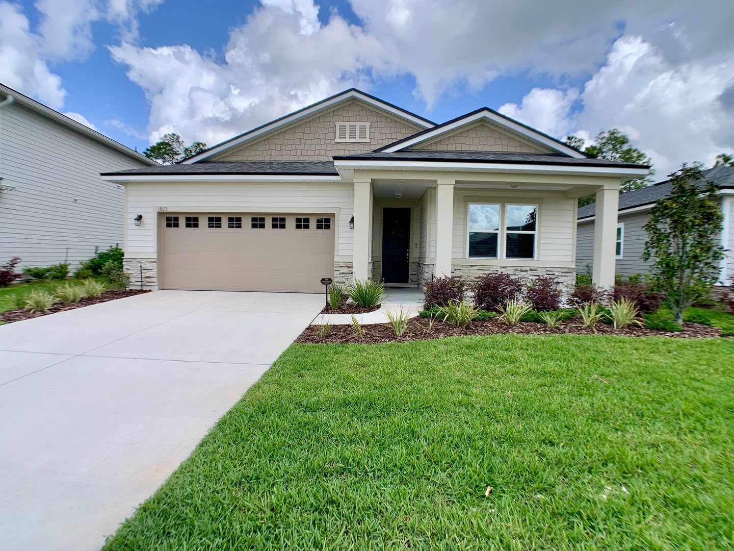 1803 Amberly Dr – photo 1