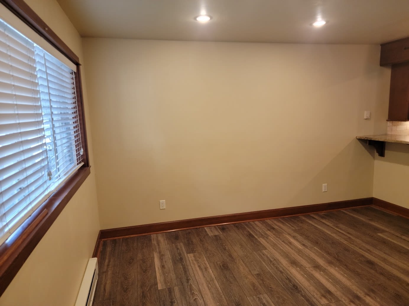 631 East Croy Street – photo 2